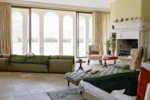 Manor House at La Roche Estate - Franschhoek