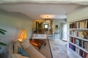 Maisons de vacances Belle grange en bord de riviere : photos des chambres