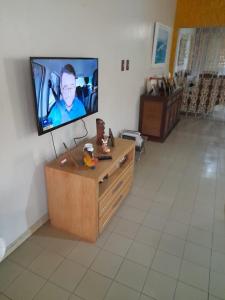 Verão para 10 pessoas em frente à Praça Boianovsky