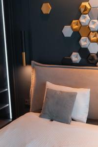 Shades of Cluj Napoca - Artitude Apartments