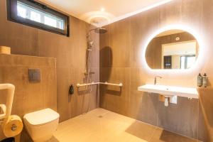 Hotels La Reposee Hotel Restaurant Spa : photos des chambres