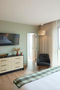 Blackbush Beach Resort