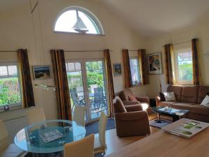 Haus 46, Lindenweg 7