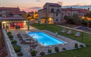 Amazing Home In Umag With Sauna