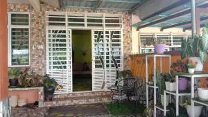 Sinakhan Homestay - Kampong Keriting