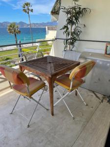 Front de mer, superbe terrasse vue mer 283L CHANS