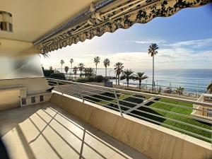 Front de mer, superbe terrasse vue mer 283L CHANS