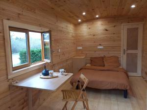 B&B / Chambres d'hotes FLOR La Roulotte du Medoc : photos des chambres