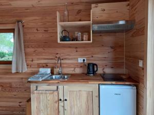 B&B / Chambres d'hotes FLOR La Roulotte du Medoc : photos des chambres