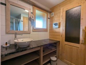Chalets Le Grand Chalet Bellevue - parking Wifi BBQ : photos des chambres