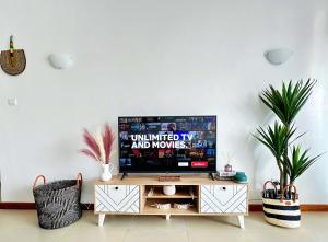 Exclusive 2BR in Westlands with Stunning City Views, Pool & Gym