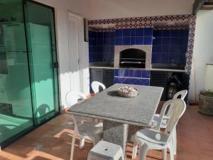 Cobertura Exclusiva com Vista Mar, 4 Quartos e Churrasqueira na Prainha!