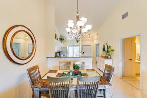 Naples Condo 10 Mi to Beach Pool and Hot Tub Access