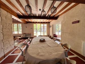 Sejours chez l'habitant L-Ecrin de Famille Maison Mer & Bourg Gold Beach : photos des chambres