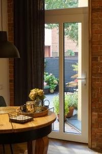 Sand terrace apartment