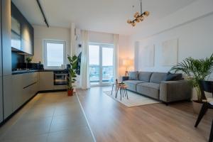 Vulcan Residence - Premium Apartment