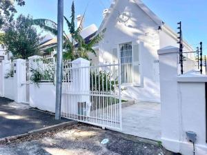Classy and relaxing home in Tamboerskloof