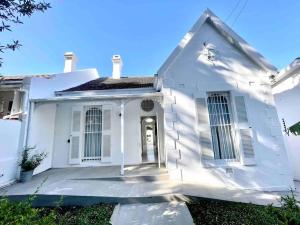 Classy and relaxing home in Tamboerskloof