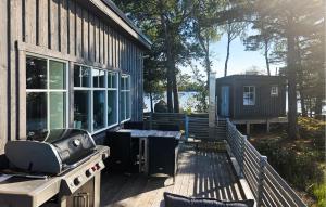 Amazing Home In Lammhult With Wifi