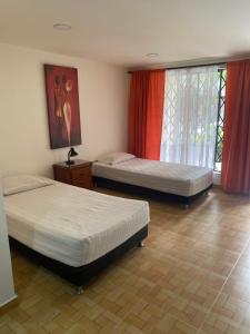 Acogedor loft, con parqueadero para 4 huéspedes Medellín Antioquia