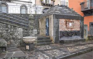 1 Bedroom Gorgeous Home In Buccheri