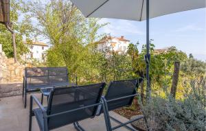 Cozy Apartment In Brsec With Wifi