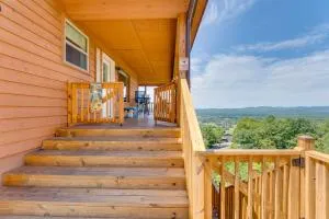 Mountain Sky Escape Murphy Cabin with Mtn Views - Hayesville