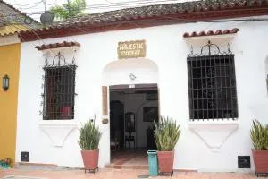Hotel Majestic plaza - Pijiño