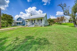 Sunday Circle - Hot Tub & Hill Country Wine Trail