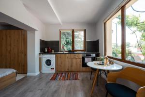 Cozy Apartment Green Terrace