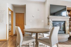 Black Bear 8055 by Summit County Mountain Retreats