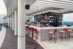 Infinity Sky Pool - Palm Jumeira - Seven Palm