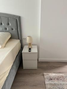 Studio Kiki by the Lujerului metro station