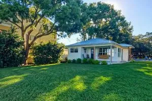 Wards Family Cottages - Master (ALL) Homes - Shalimar