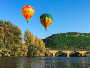 Maisons de vacances L'Insolite de charme avec Spa et Panorama ! Proximite Sarlat : photos des chambres