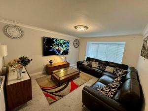 Kings Court Home