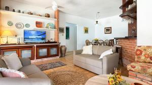 Casa Aconchegante a 100 metros da praia - NDI006