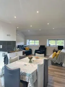 Gîte Groupe Famille cœur forêt d'Orléans - bien-être Jacuzzi Hammam SPA - Coudroy