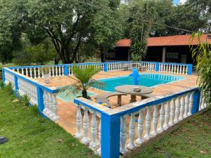 Chácara linda e espaçosa