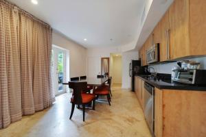 Casa Victoria Orchid Hotel