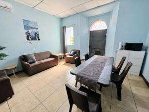 Santa Ana, Close to Cathedral