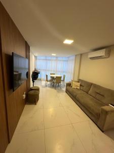 Apartamento de luxo à beira-mar