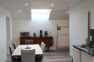 Appartements Gite de groupe a la campagne Salle Espace jacuzzi hammam sport : photos des chambres