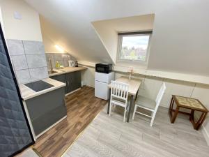 Apartment with an Open-Plan Kitchen Living Room