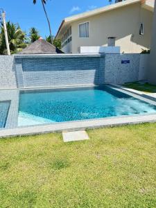 Apartamento de luxo à beira-mar