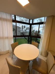 Apartamento de luxo à beira-mar