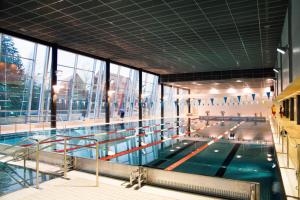 2 Bedroom Apartment with Private Sauna for 5 people 15 mins to Helsinki 56sq mt min 2 nights