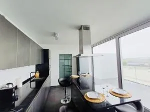2 bedrooms Penthouse in Center w Terrace&Parking - Itzig