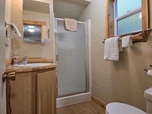 Mountain Side Chalet