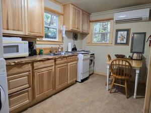 Mountain Side Chalet